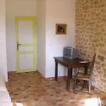 ベッド・アンド・ブレックファスト Le Vieux Chateau エルヴォー