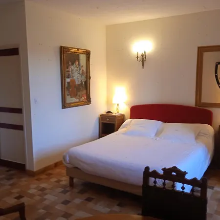 Le Vieux Chateau