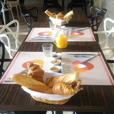 Bed and breakfast Le Vieux Chateau Airvault