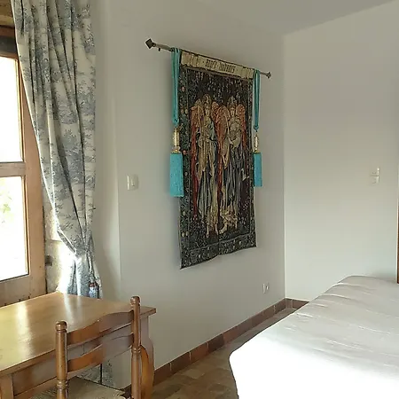 Le Vieux Chateau