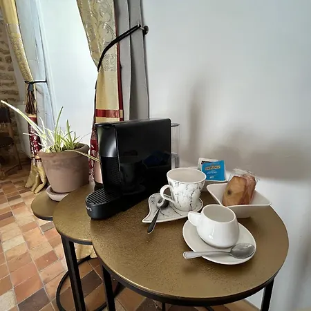 Le Vieux Chateau Bed and breakfast Airvault