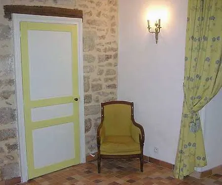 Le Vieux Chateau 3*