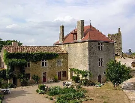 Le Vieux Chateau Couette-café 3*