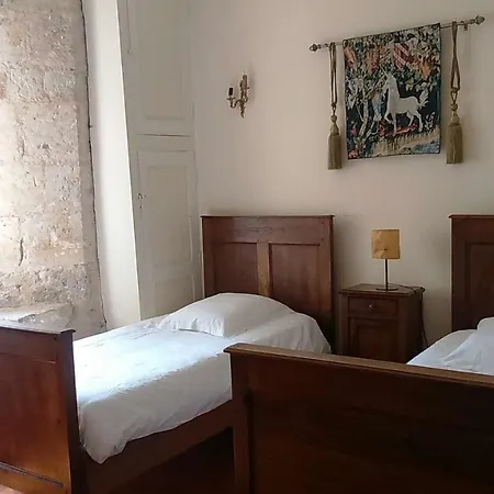 Le Vieux Chateau Couette-café