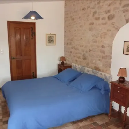 Le Vieux Chateau 3*
